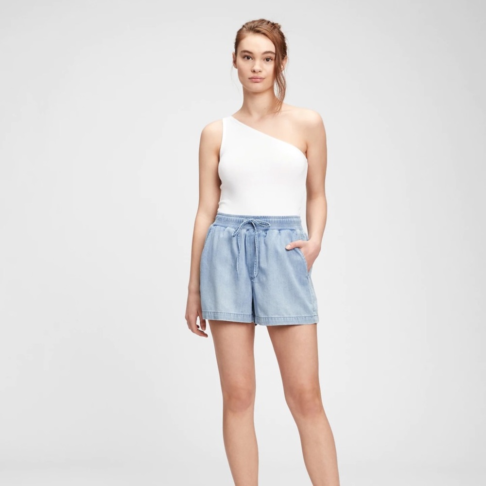 💙 Brand new Gap summer ☀️ shorts 2/$15